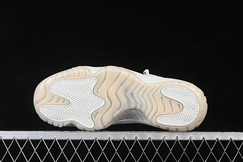 All categories Air Jordan Jordan series basketball shoes Air Jordan 11 F version Air Jordan 11 Retro "Pearl" AJ11 Joe 11 Pearl White AR0715-110
